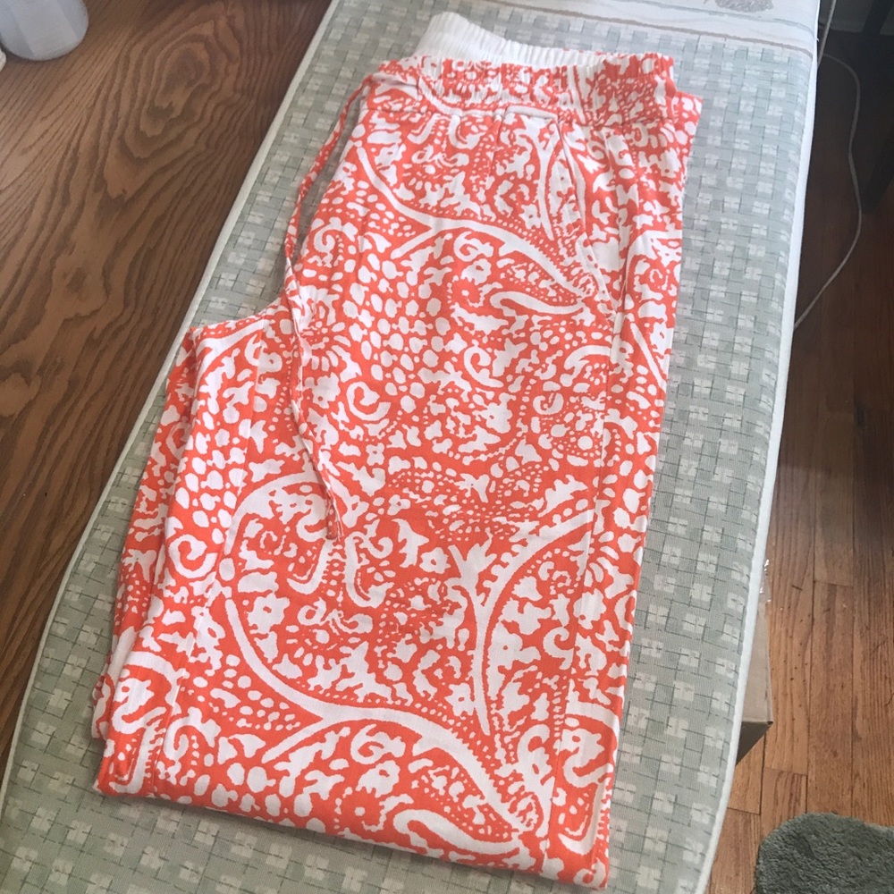 Beautiful printed Loft Linen Blend Plant